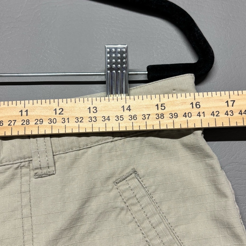 ✨Columbia Khaki Rip Hiking Shorts Women’s Size 12 - Picture 6 of 10
